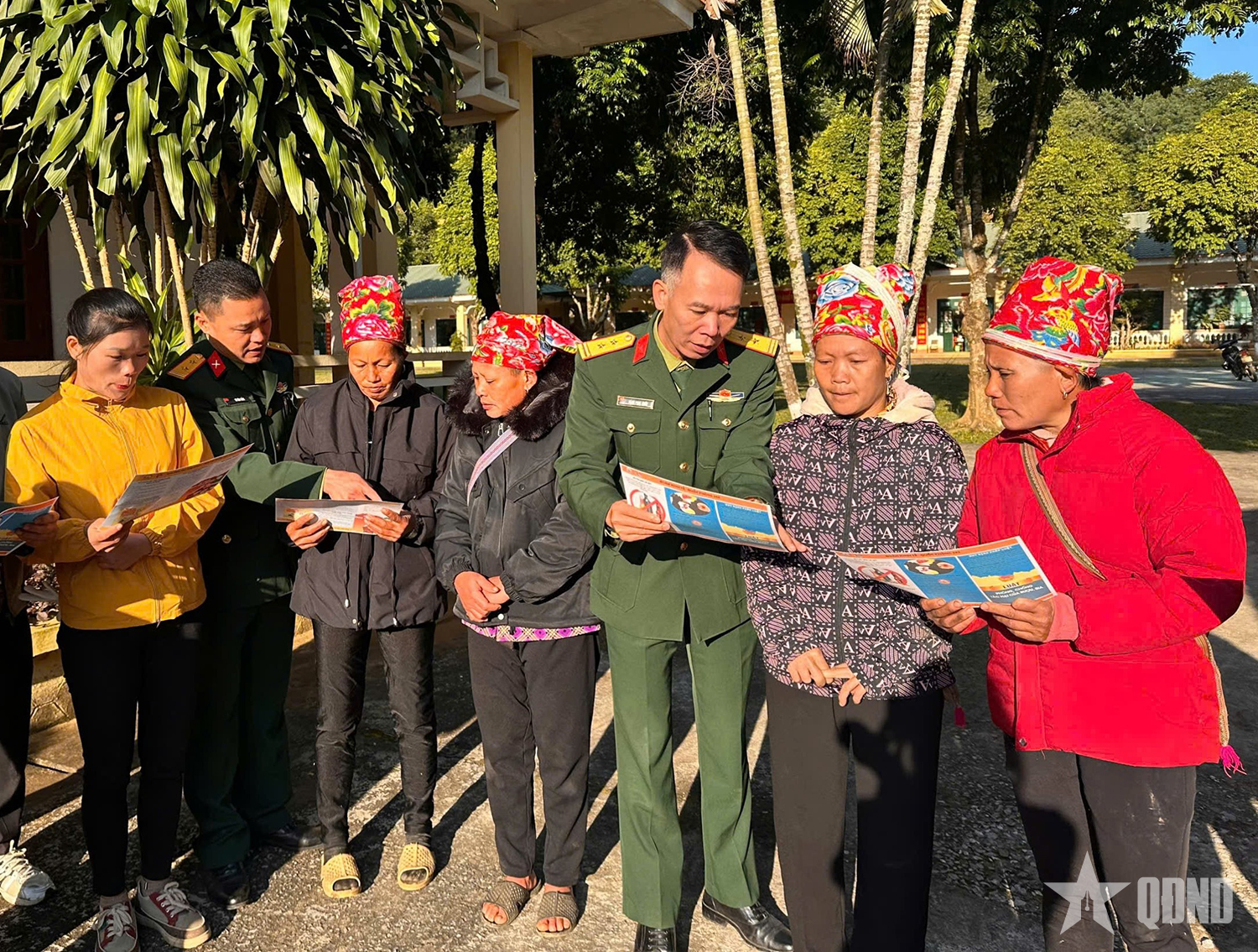 Mỗi lá phiếu, một niềm tin nơi phên giậu Tổ quốc

